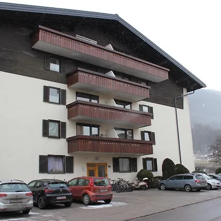 Gemuetliches 4er In Skilift-naehe Daire Zell am See
