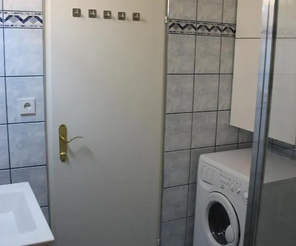 Appartement Gemuetliches 4er In Skilift-naehe Zell am See